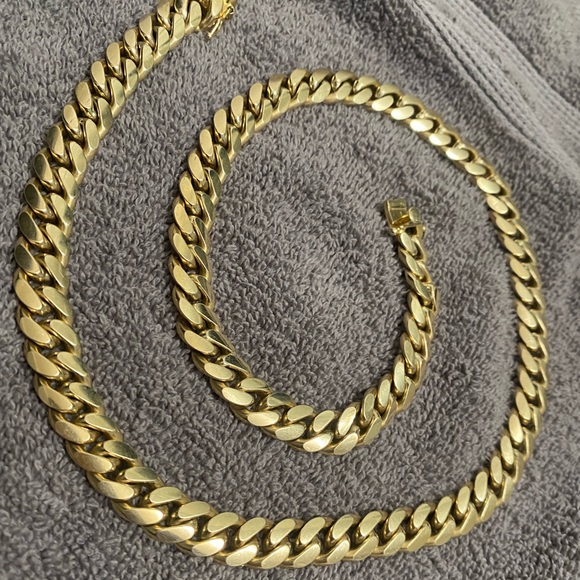 Cuban Link solid 10k gold chain - Picture 1 of 4